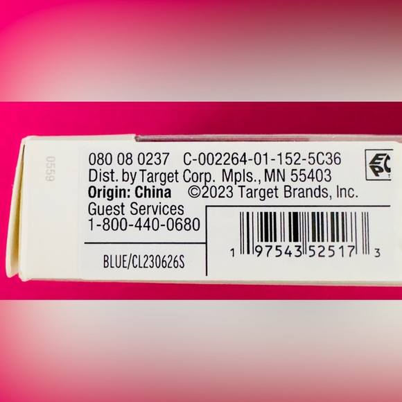 Heyday Apple iPhone 15 Pro Max Butterfly Case w/ MagSafe & Glow in the d… - Picture 8 of 8